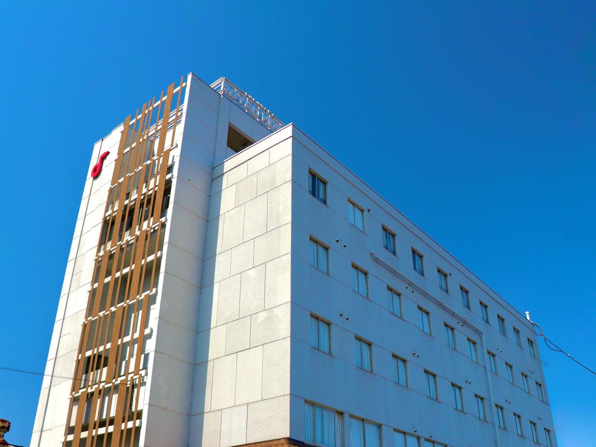 Fukuyama Royal Hotel Exterior foto